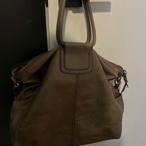 HOBO Classic Light Gray/ Brown Shoulder Bag
